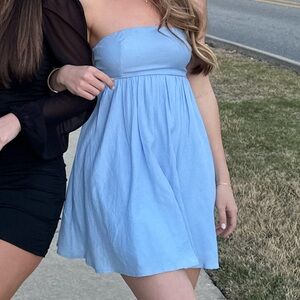 BLUE STRAPLESS DRESS